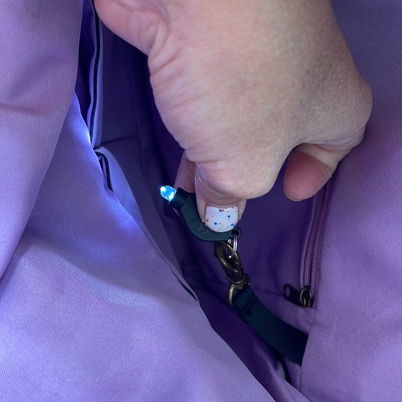 Travelon Quilted crossbody bag - Picture 8 of 10